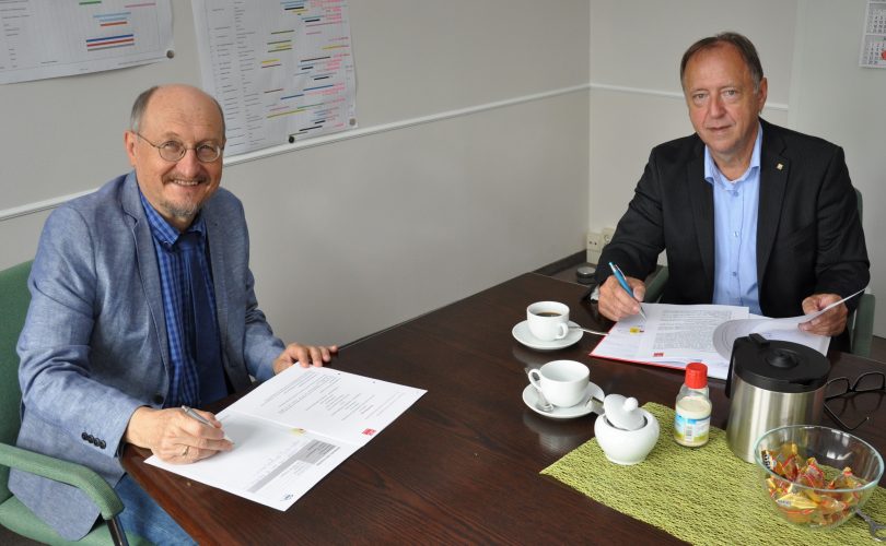 30 Jahre KWG Dussmann Service Deutschland GmbH gratuliert KWG mbH Senftenberg